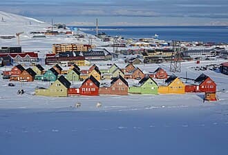 UNIS Plateau — aurora viewing spot